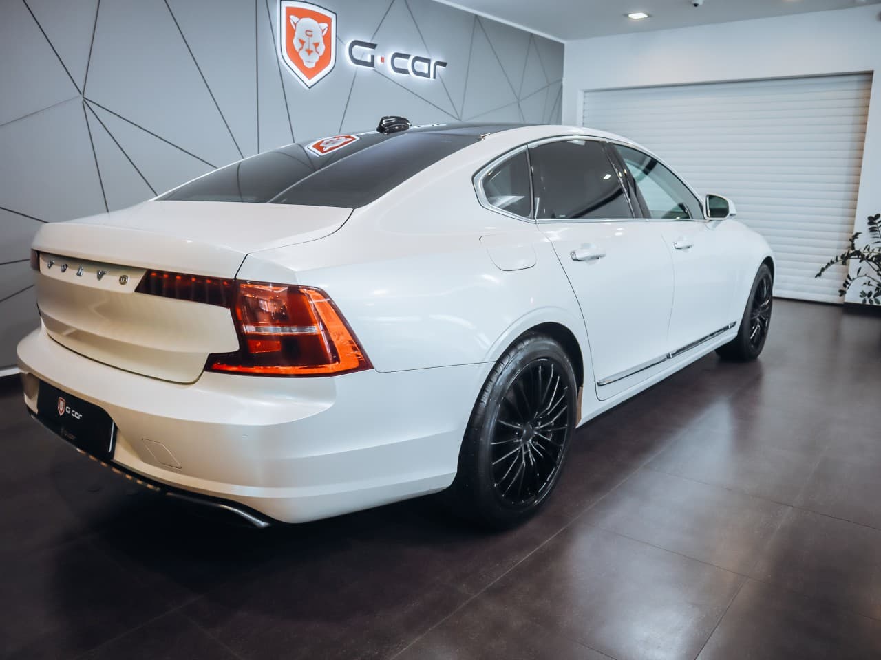 2018 Volvo S90 - 5