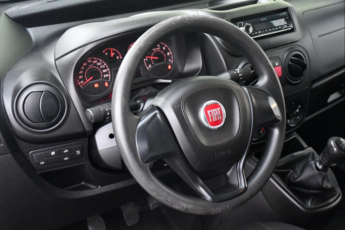 2020 Fiat Fiorino - 12