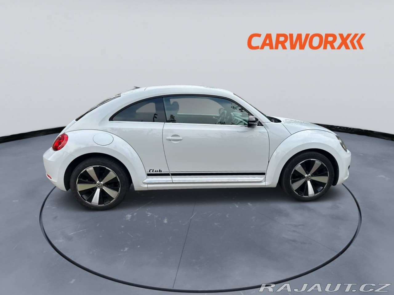 2015 Volkswagen Beetle - 8