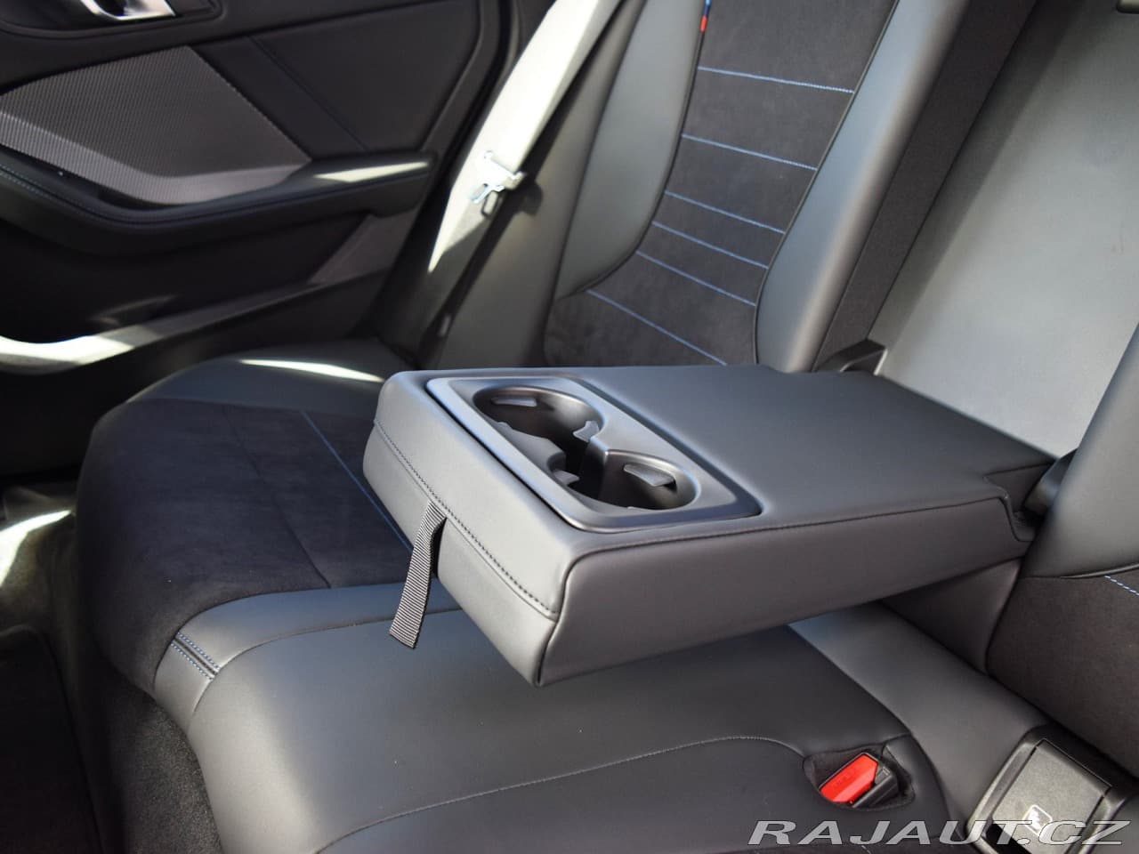 2025 BMW 2-Series - 12