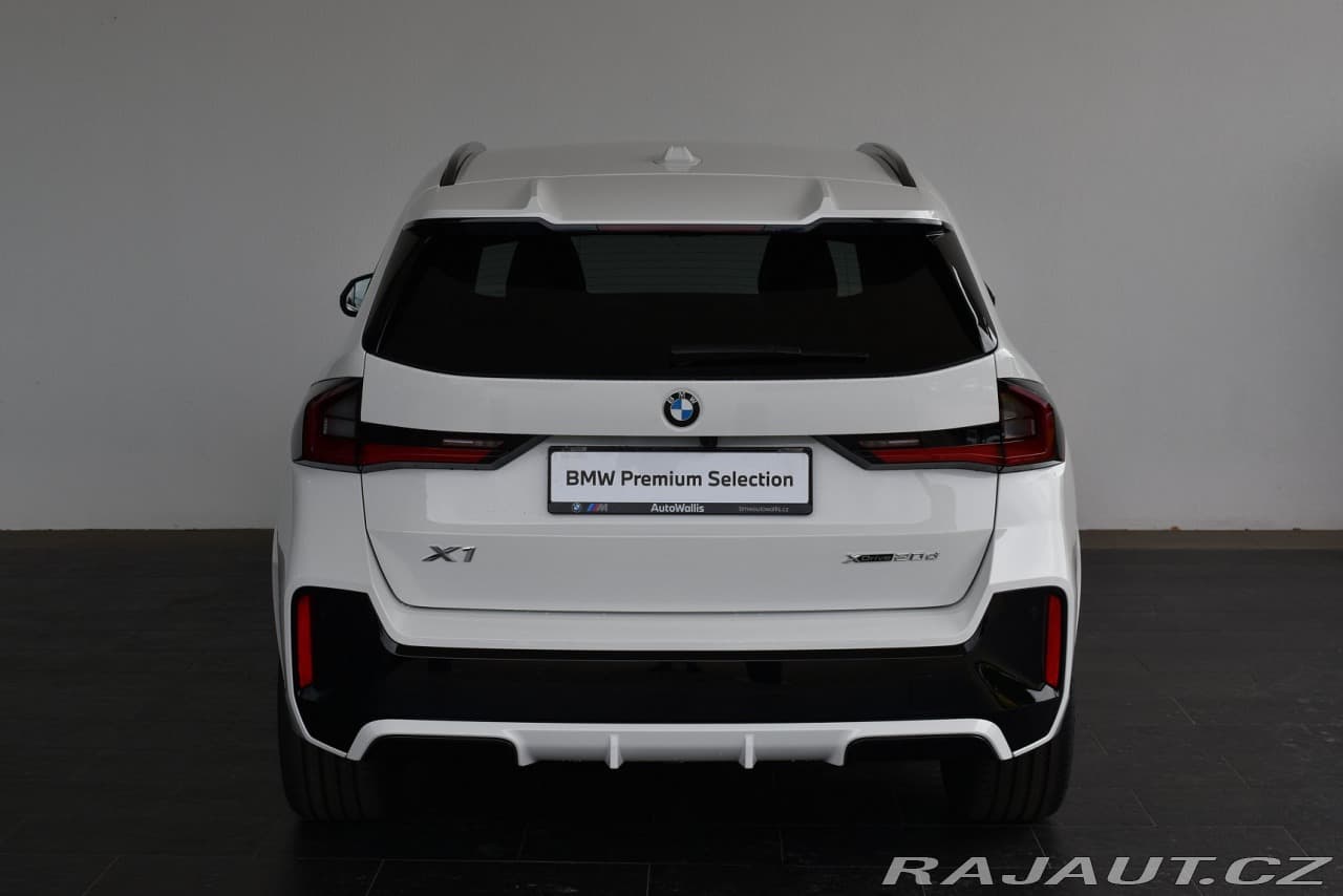 2025 BMW X1 - 8