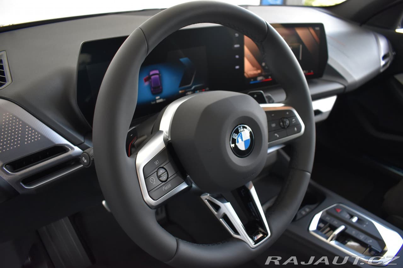 2025 BMW 1-Series - 10