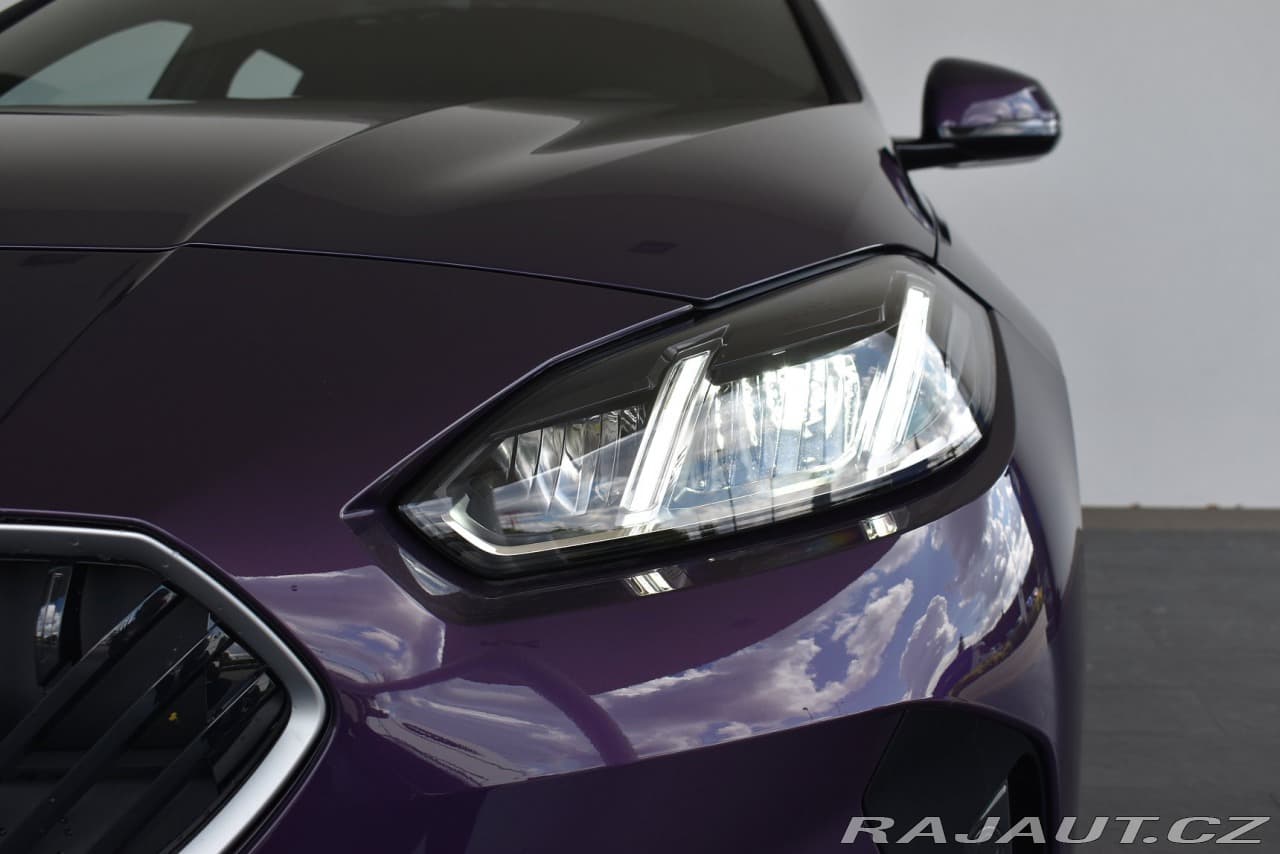 2025 BMW 1-Series - 17