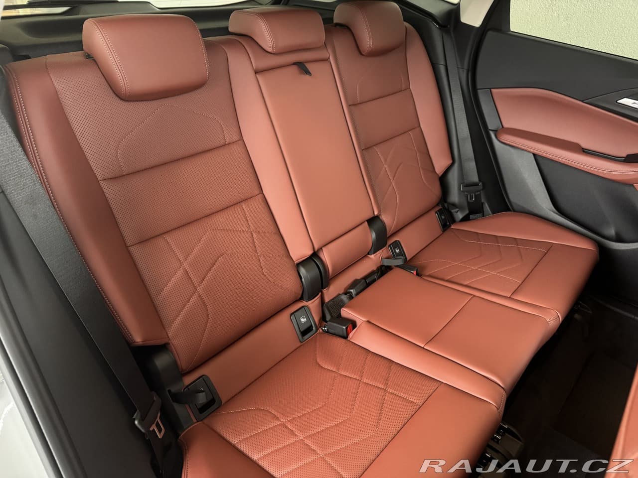 2025 BMW 2-Series - 17