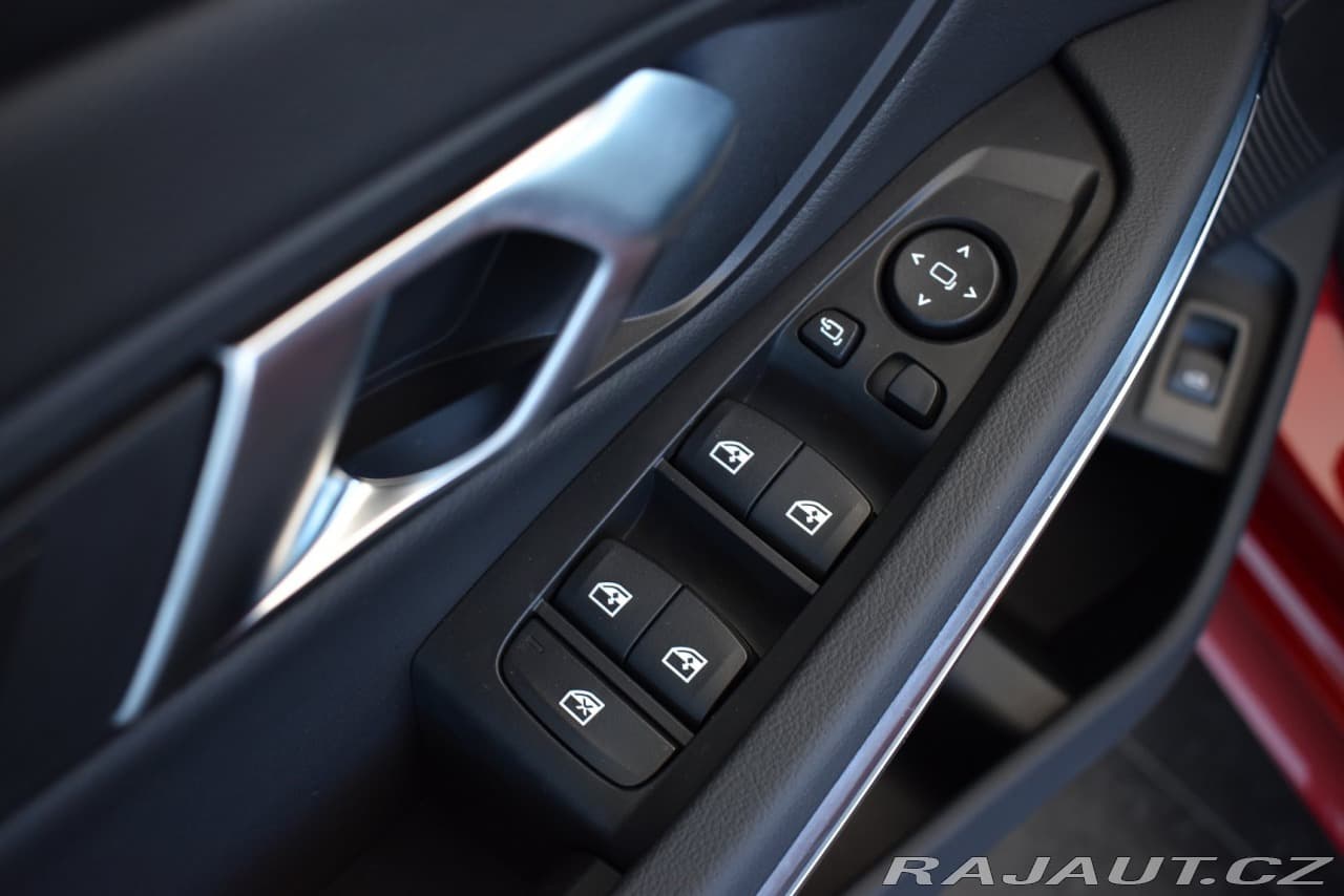 2025 BMW 3-Series - 16