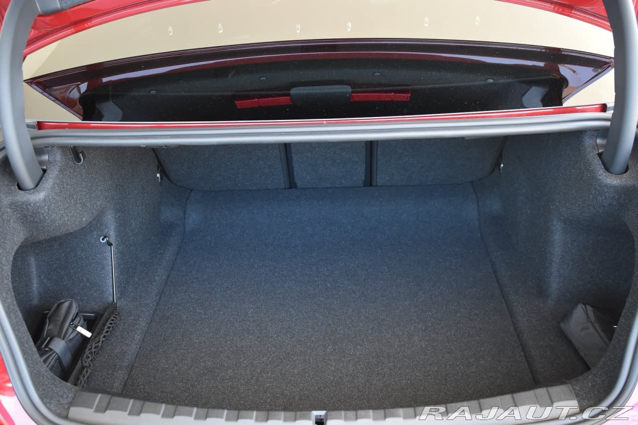 2025 BMW 3-Series - 17