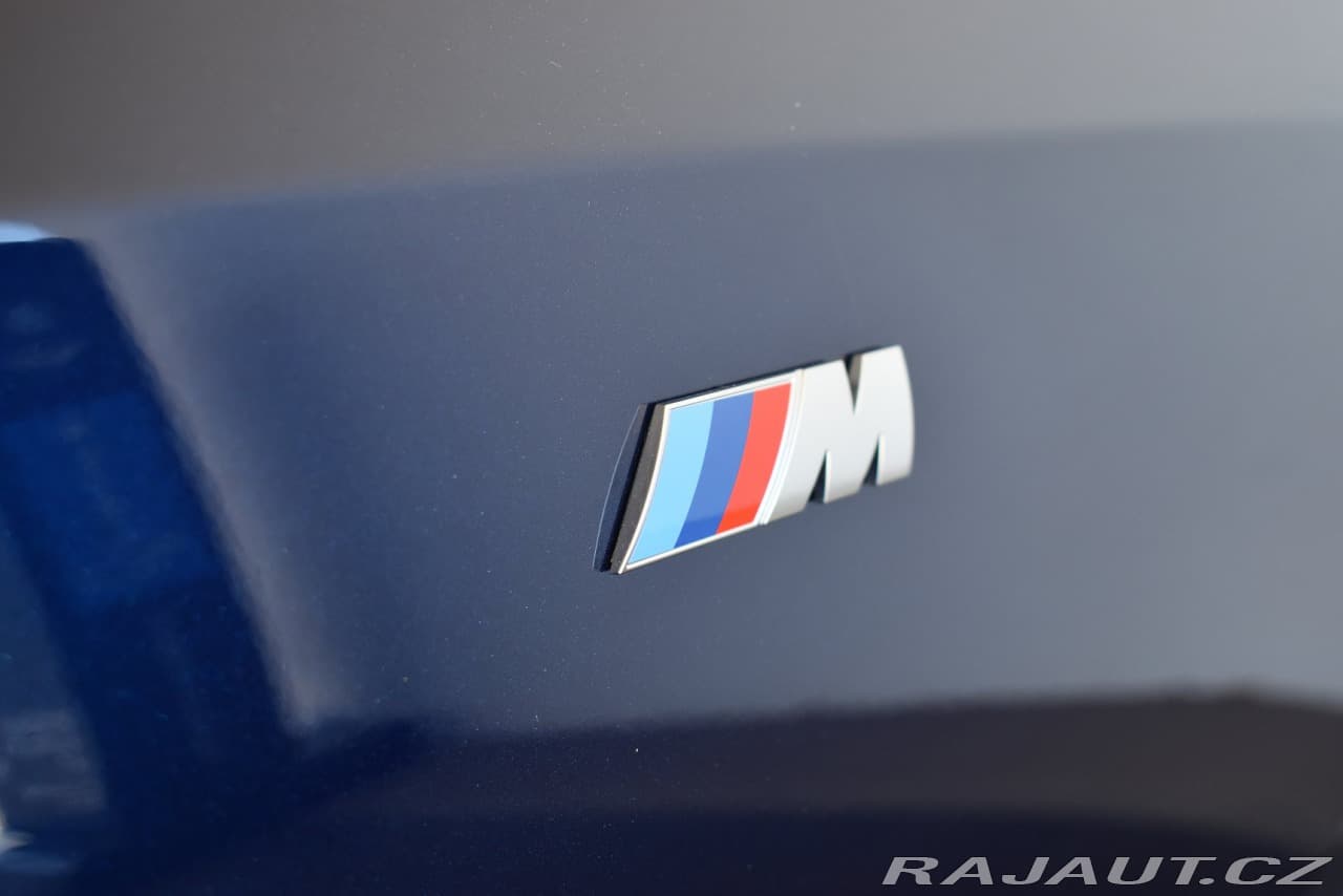 2025 BMW 5-Series - 19