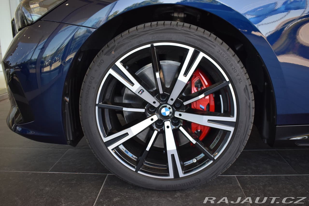 2025 BMW 5-Series - 4