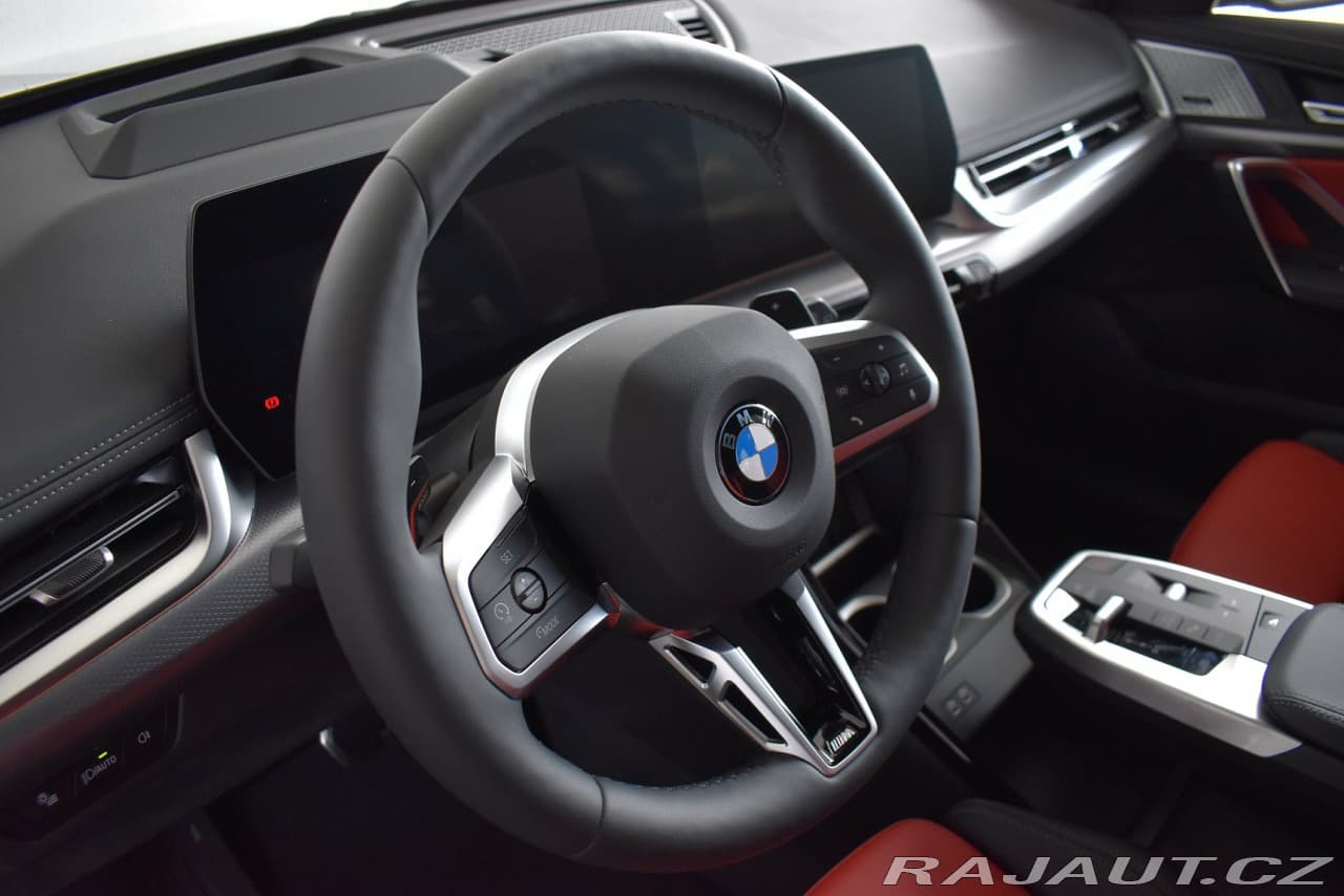 2025 BMW X1 - 10