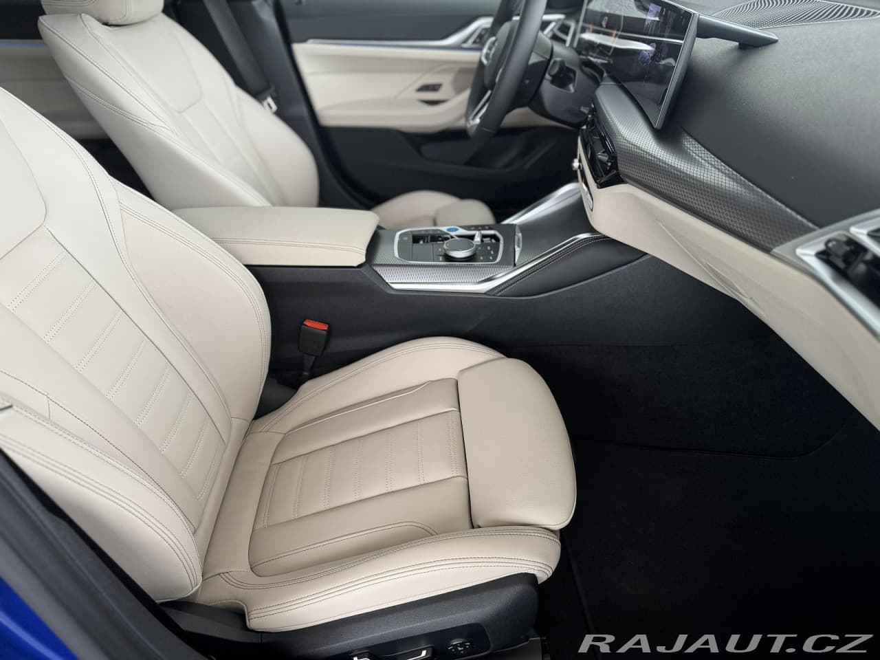 2025 BMW I4 - 14