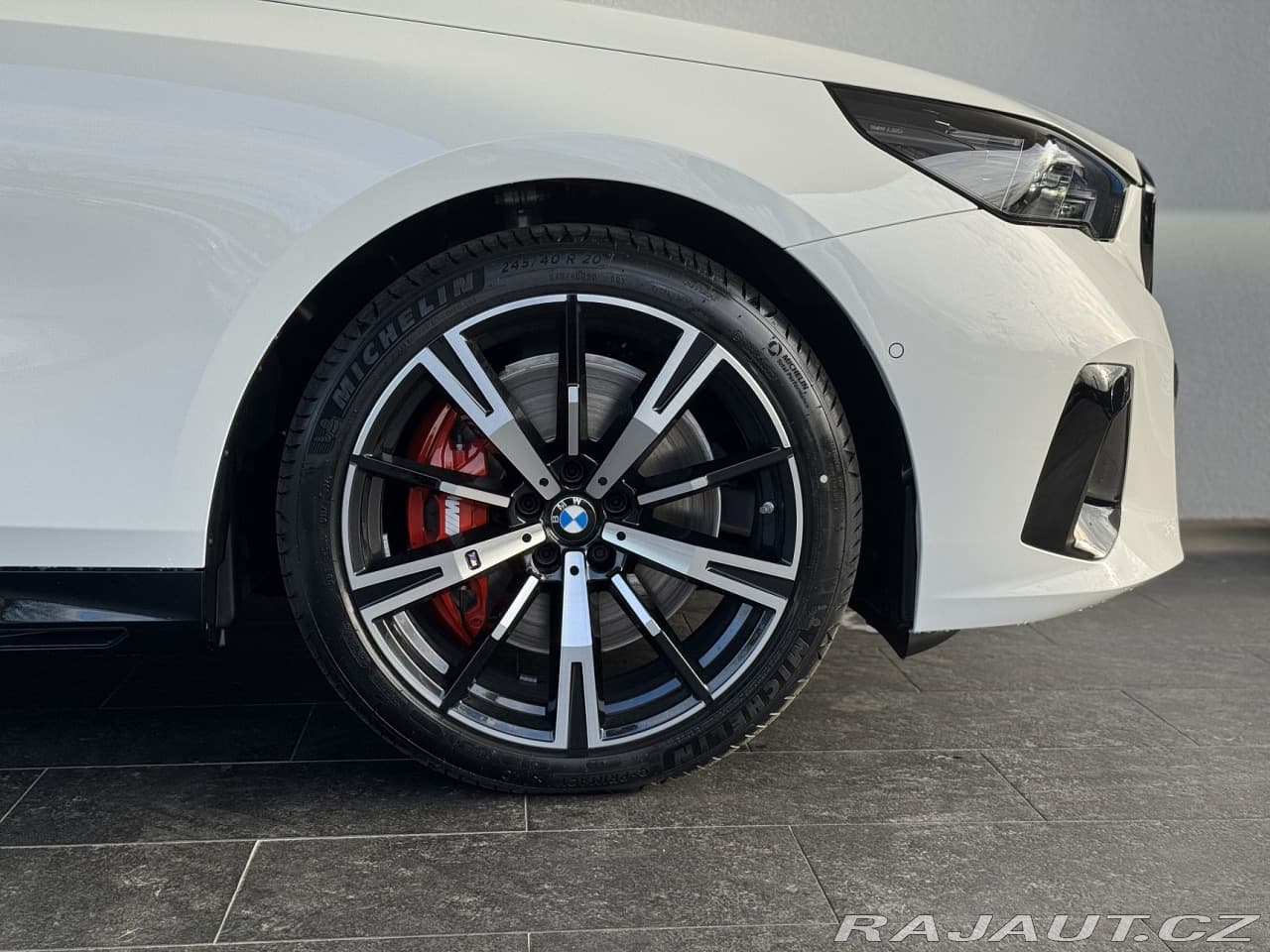 2025 BMW 5-Series - 6