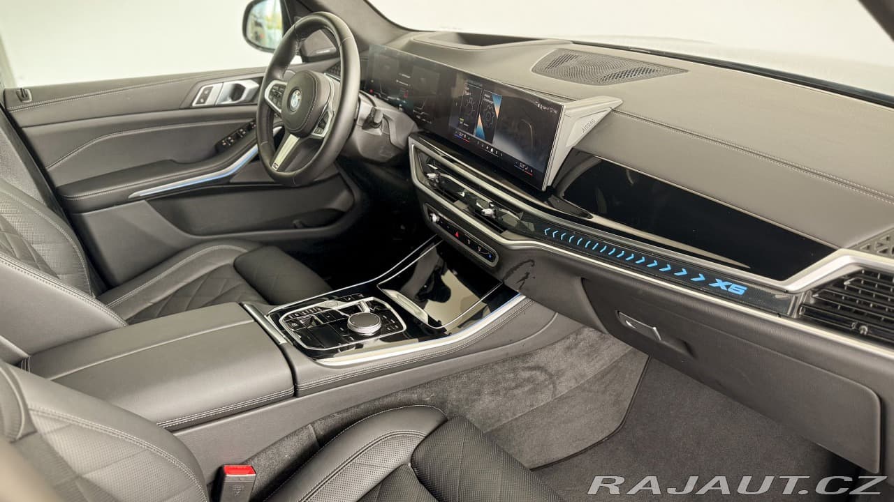 2024 BMW X5 - 9