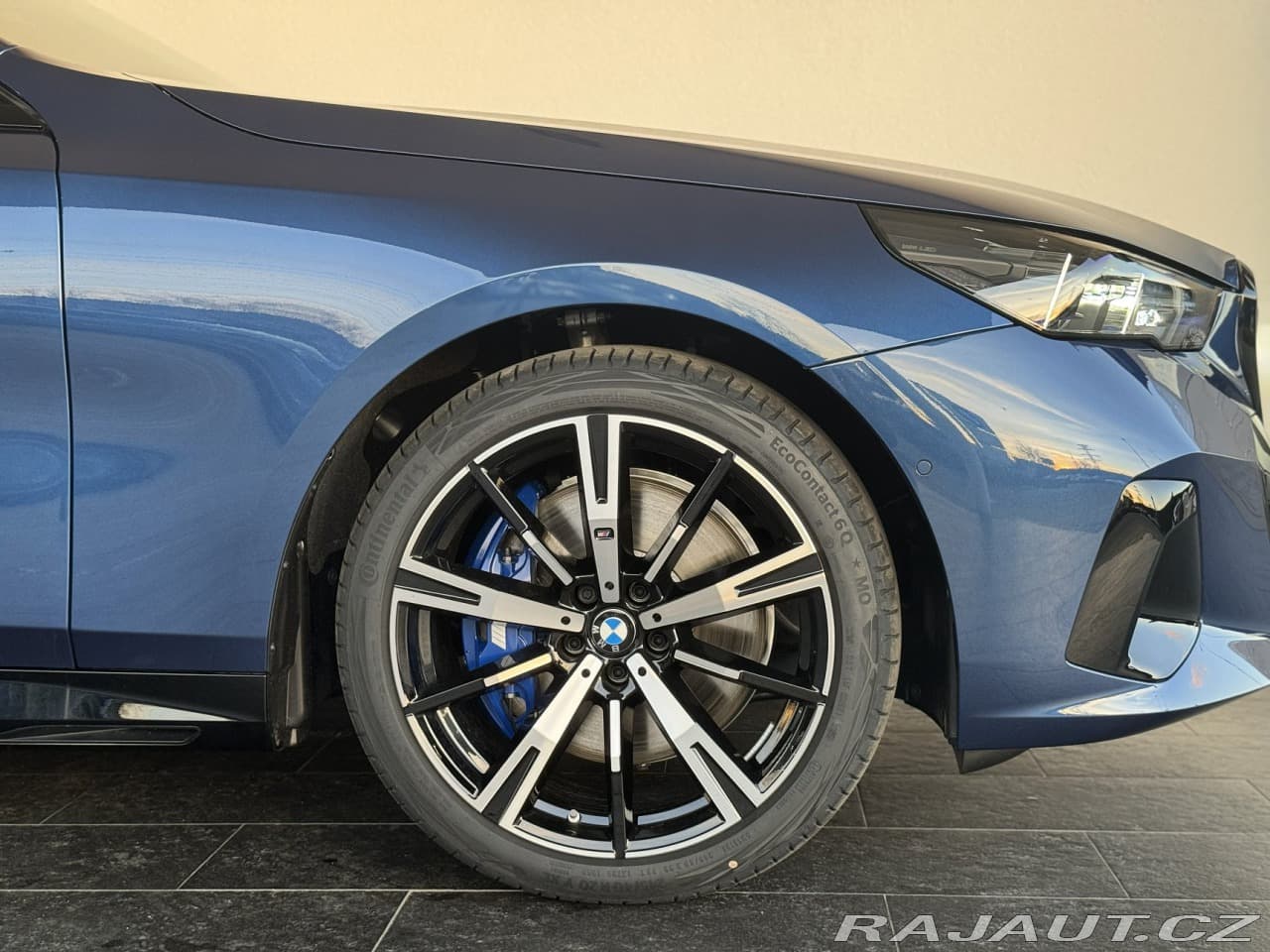 2025 BMW 5-Series - 6