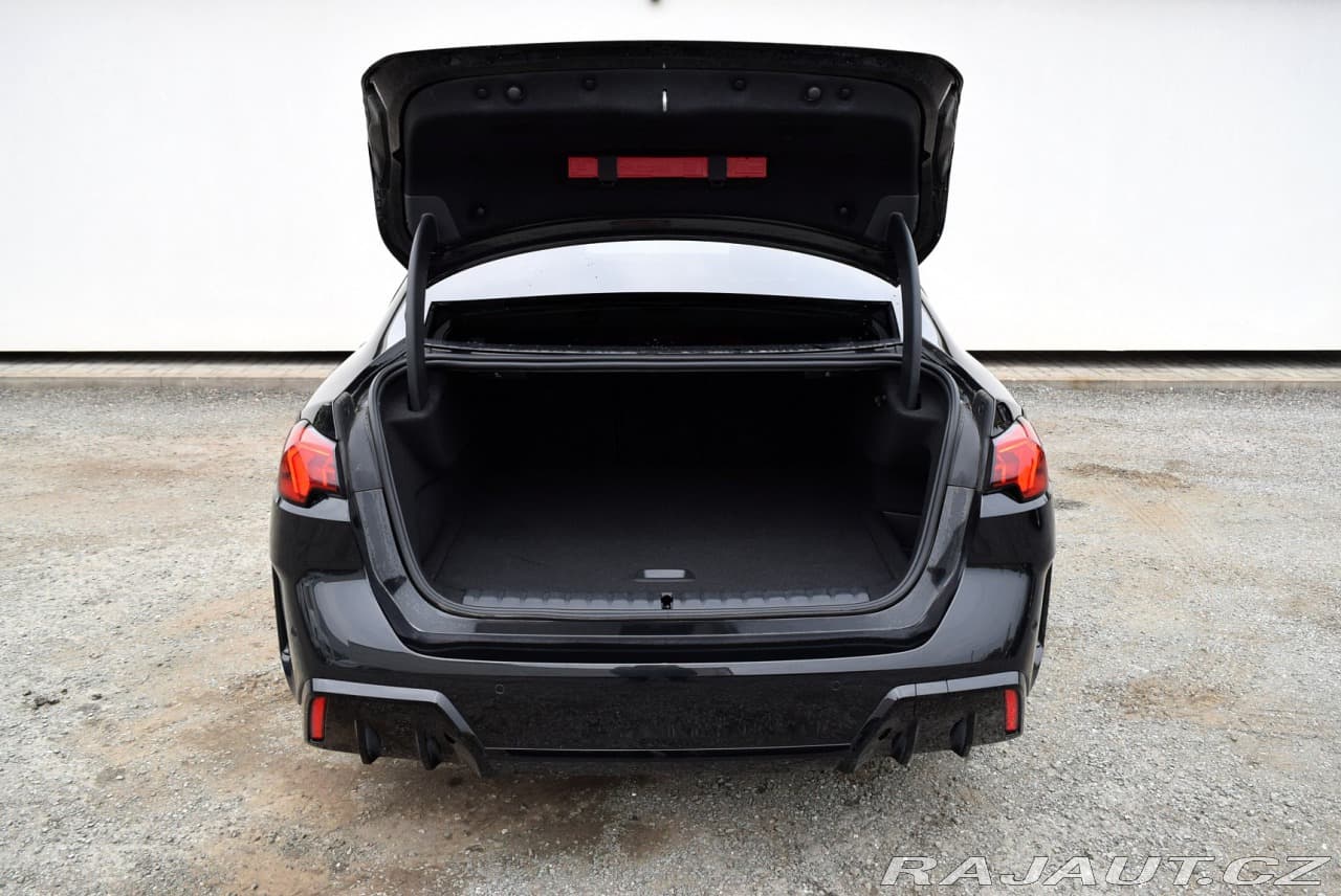 2025 BMW 2-Series - 19