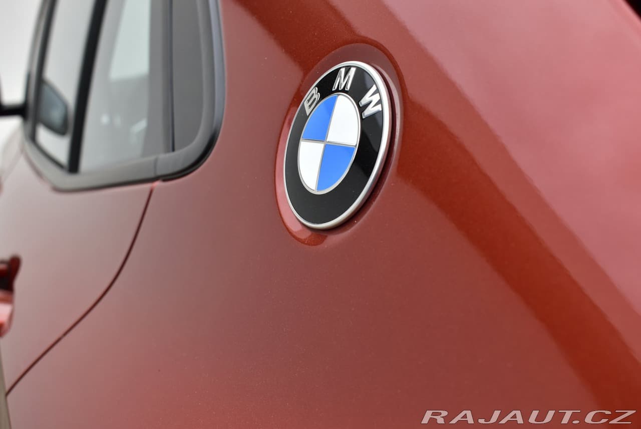 2020 BMW X2 - 14
