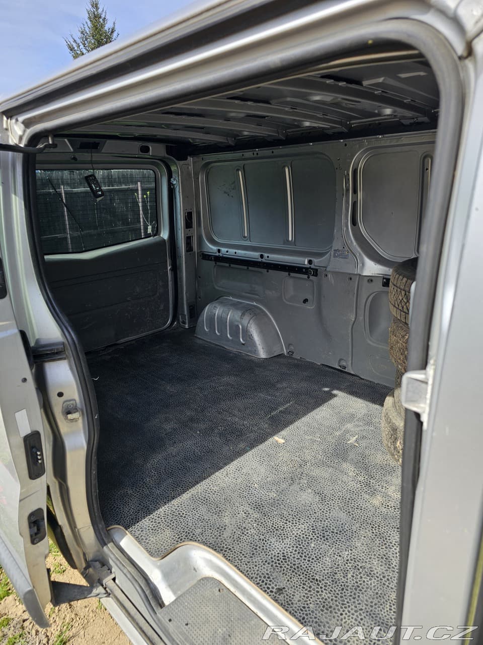 2005 Opel Vivaro - 10