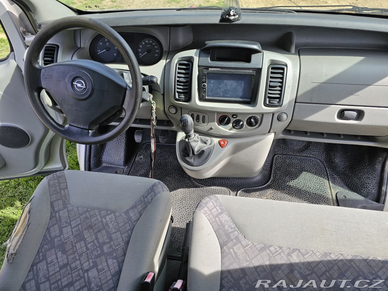 2005 Opel Vivaro - 13