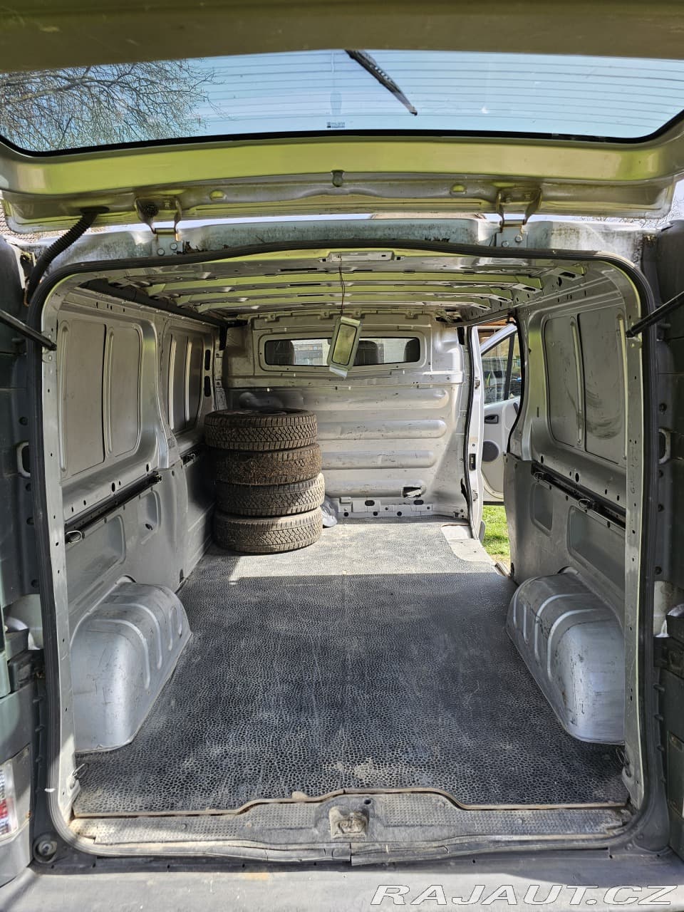 2005 Opel Vivaro - 9