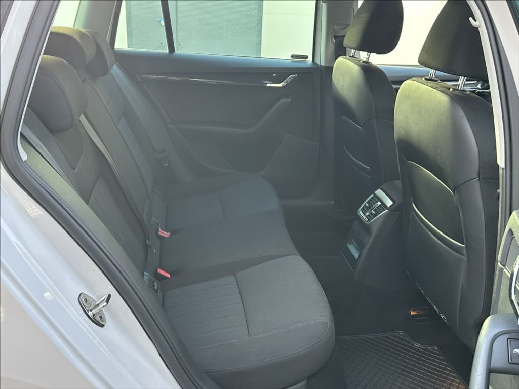 2019 Škoda Octavia - 18