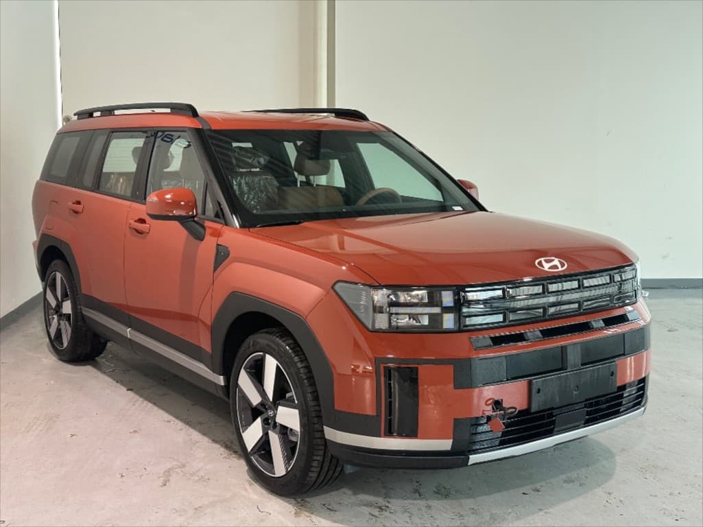 2025 Hyundai Santa Fe - 3