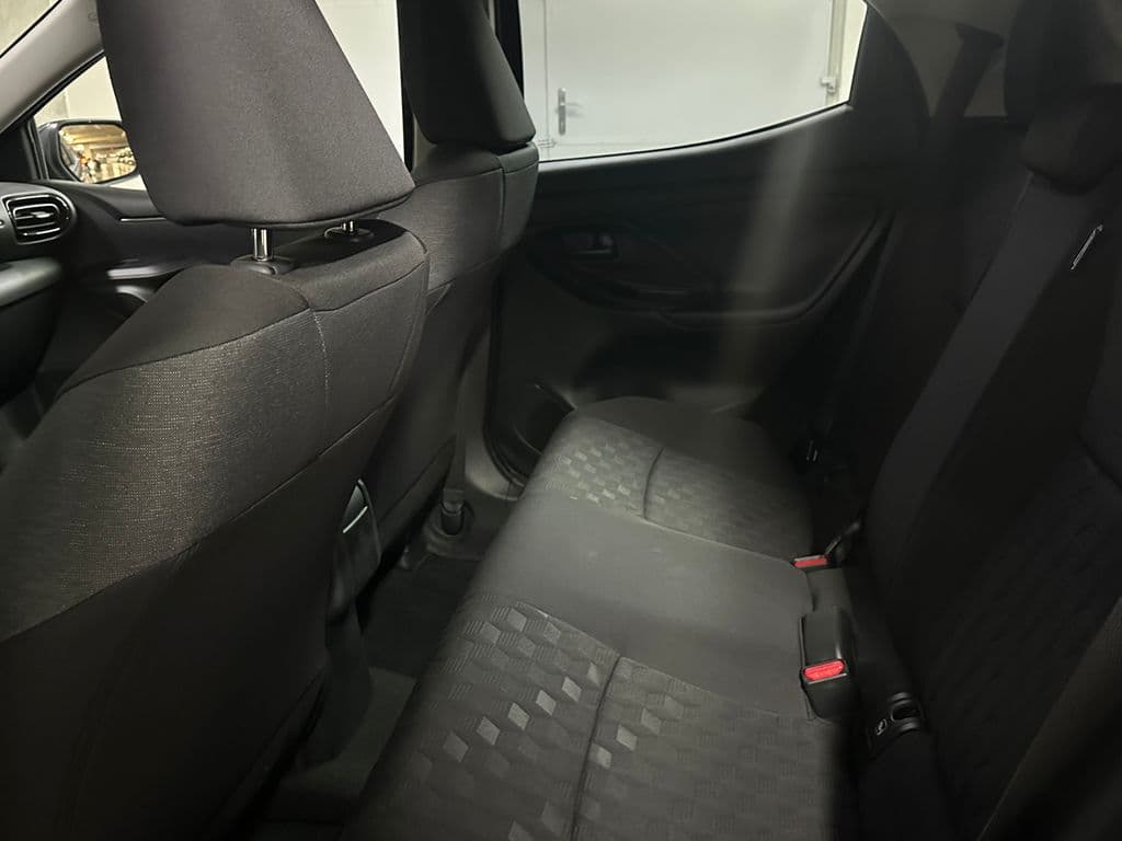 2026 Toyota Yaris - 10