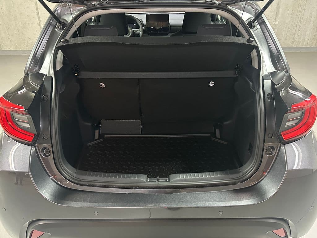 2026 Toyota Yaris - 11