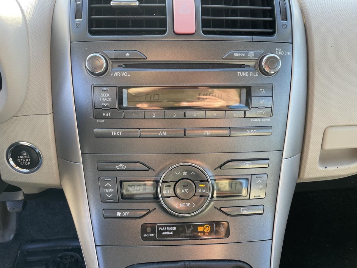 2008 Toyota Auris - 16