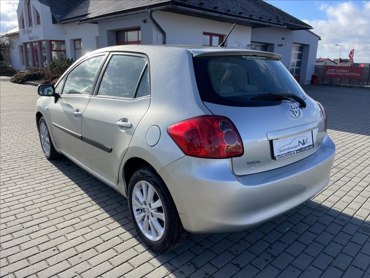 2008 Toyota Auris - 3