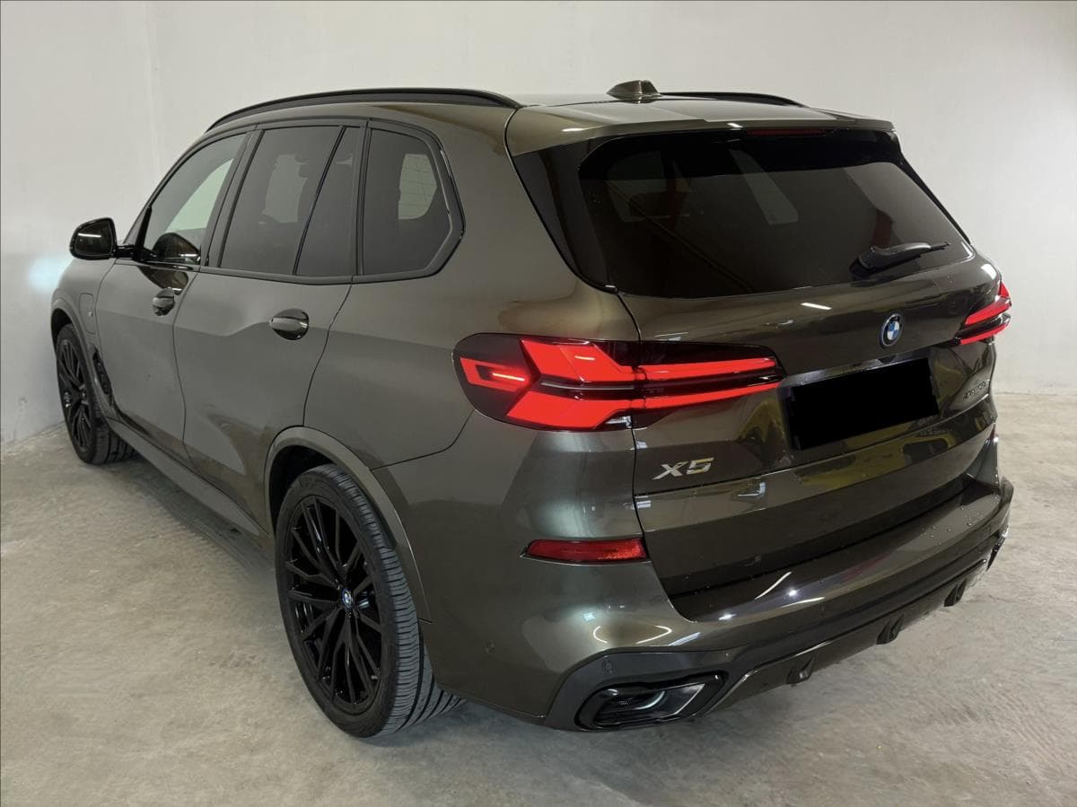 2025 BMW X5 - 4