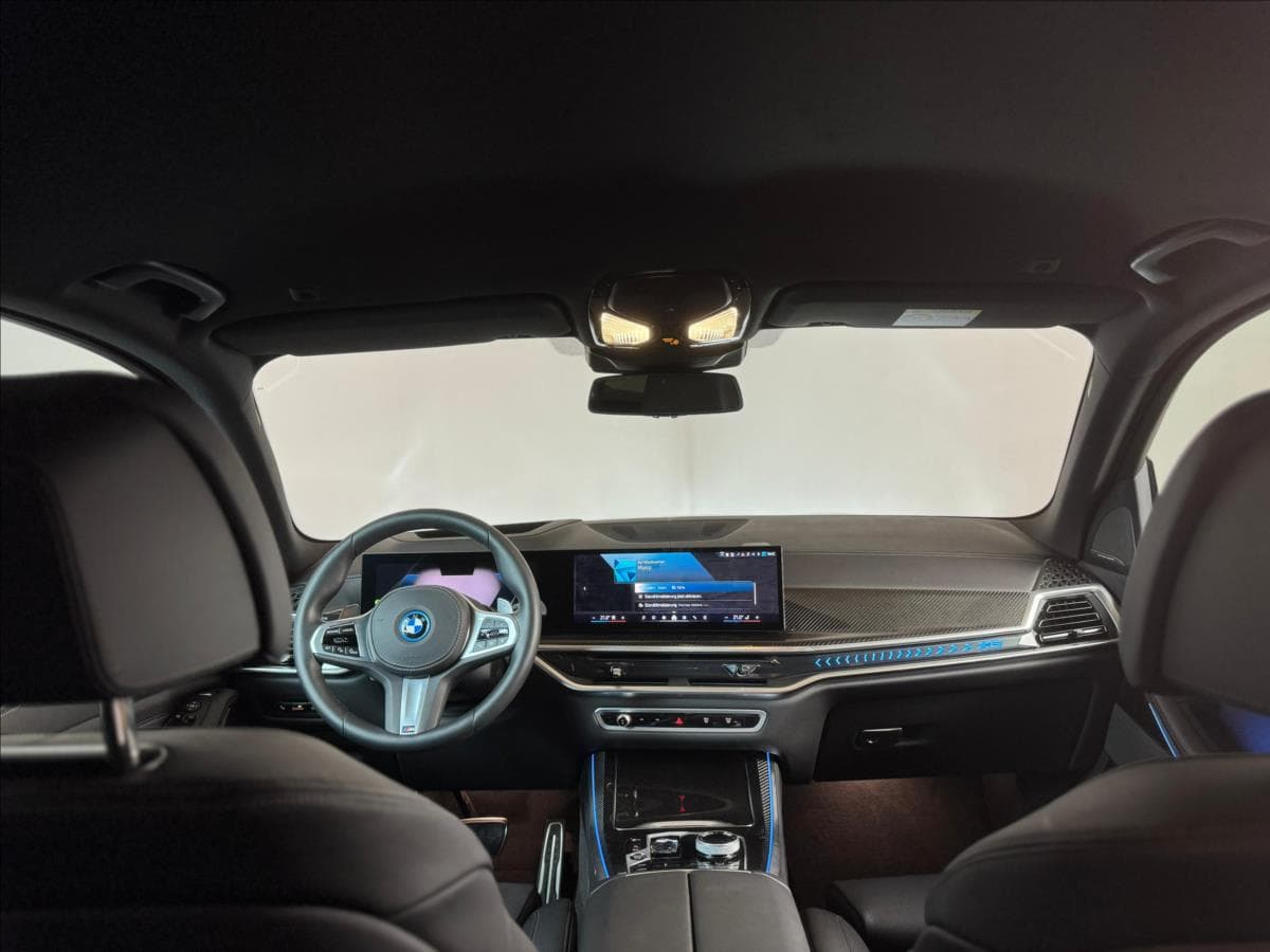 2025 BMW X5 - 8