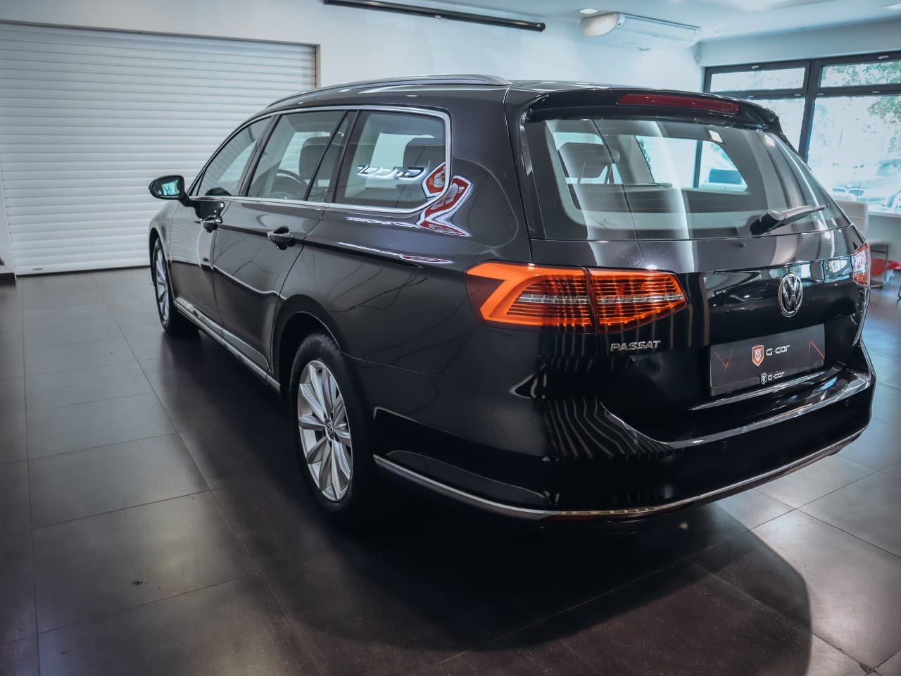 2018 Volkswagen Passat - 5