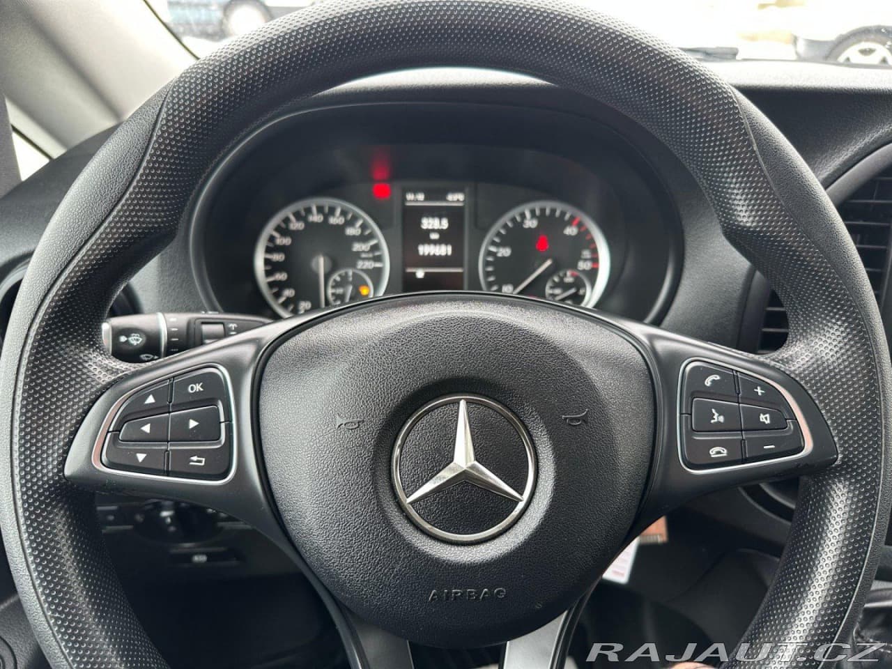 2019 Mercedes-Benz VITO - 15