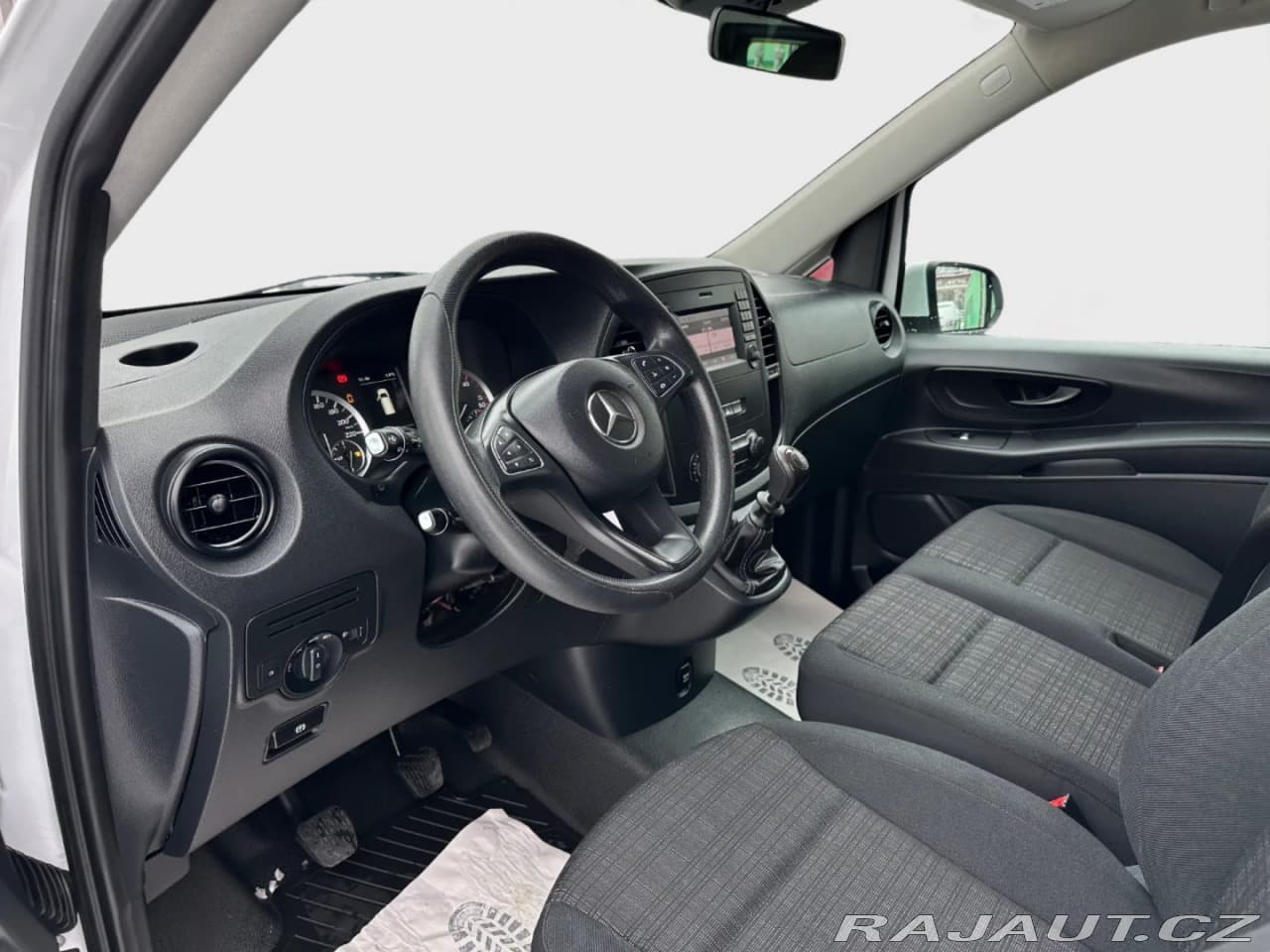 2019 Mercedes-Benz VITO - 9