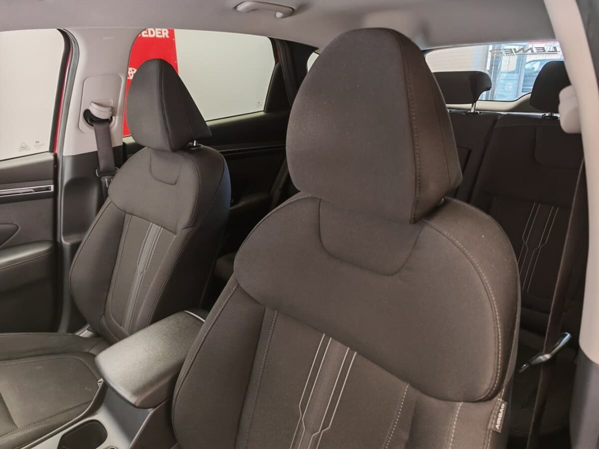 2021 Hyundai Tucson - 17