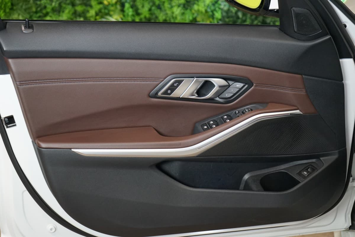 2021 BMW 3-Series - 19