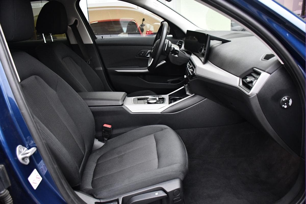 2023 BMW 3-Series - 17