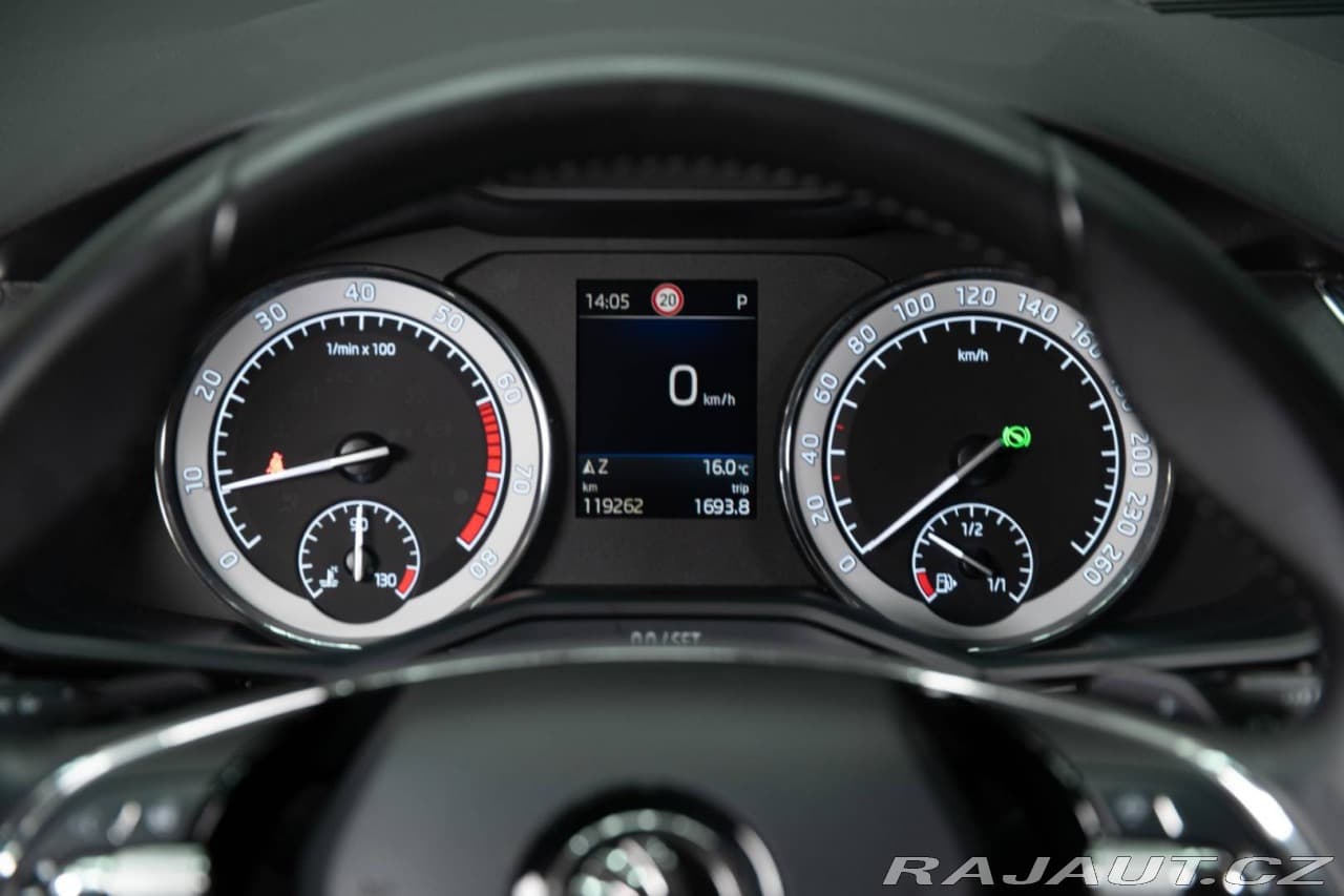 2021 Škoda Superb - 18