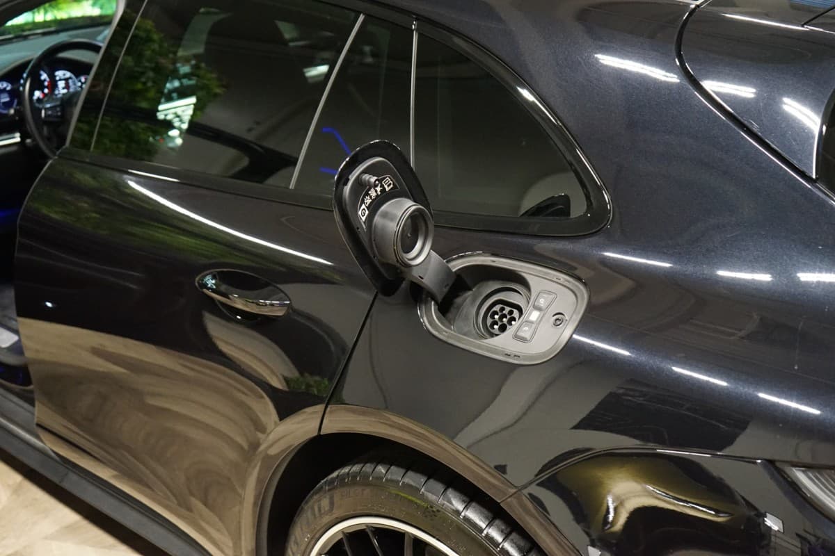 2021 Porsche Panamera - 10