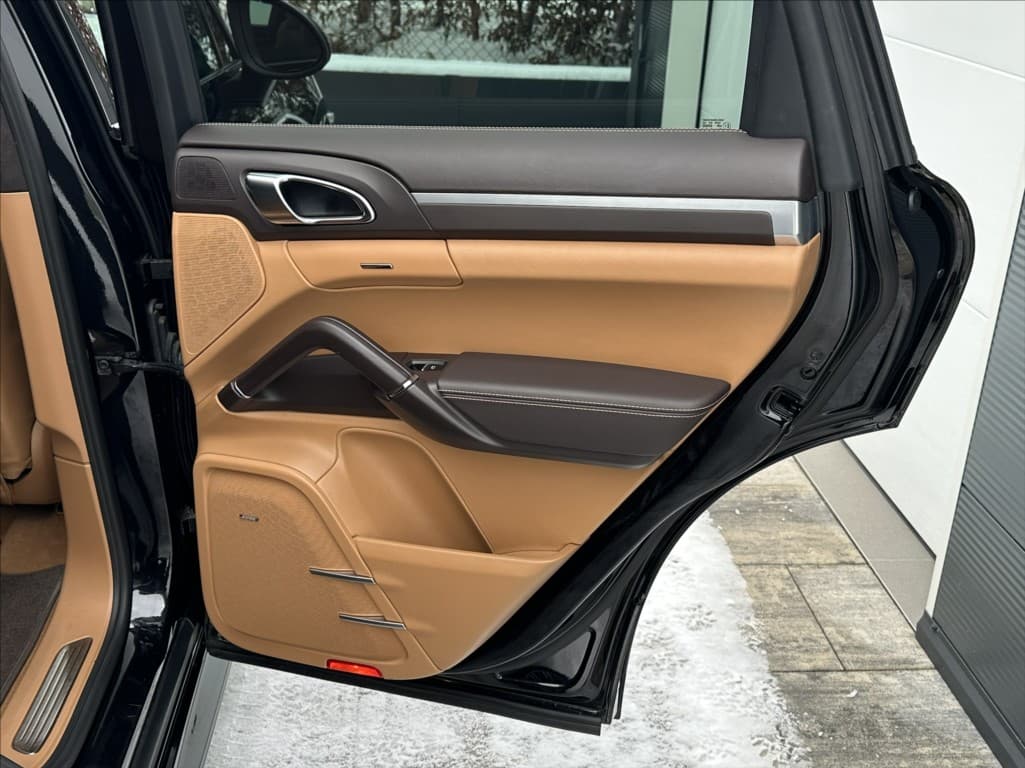 2012 Porsche Cayenne - 20