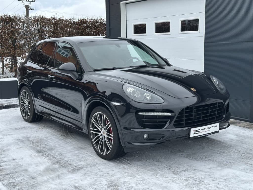 2012 Porsche Cayenne - 3
