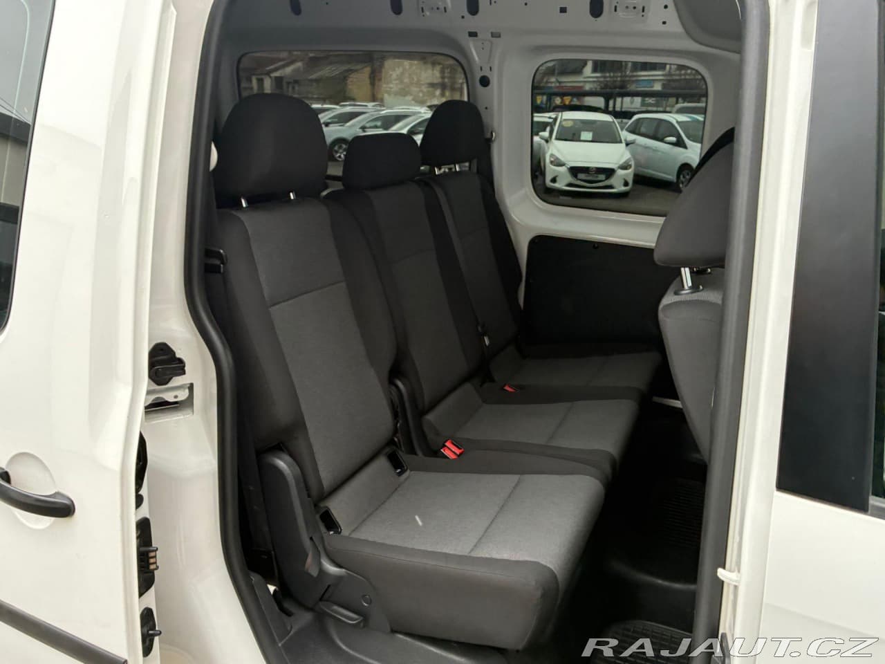 2016 Volkswagen Caddy - 10