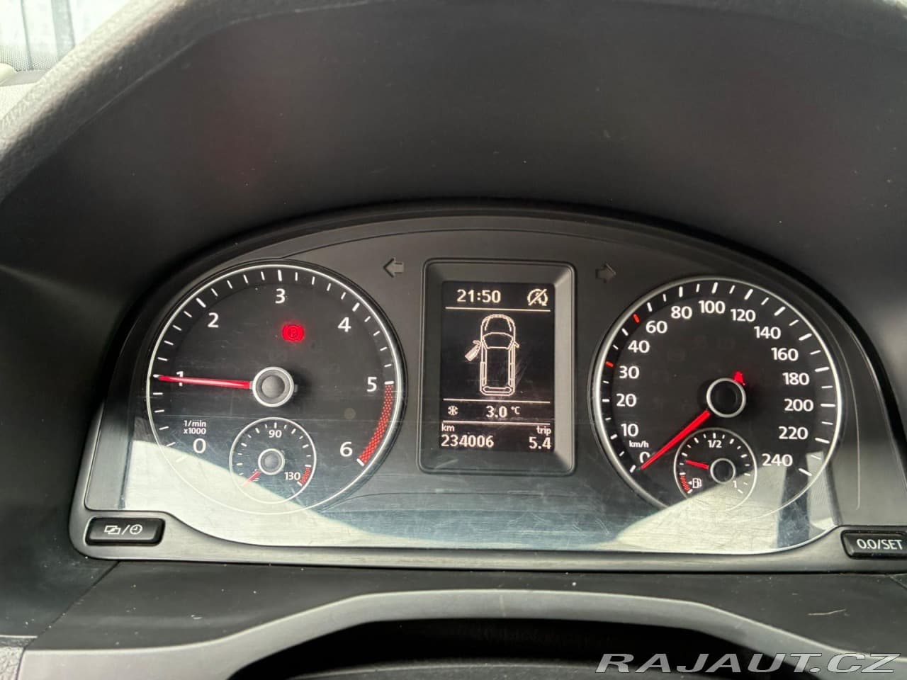 2016 Volkswagen Caddy - 12