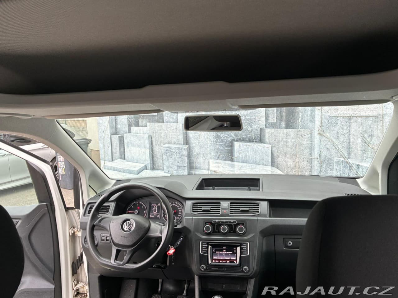 2016 Volkswagen Caddy - 18