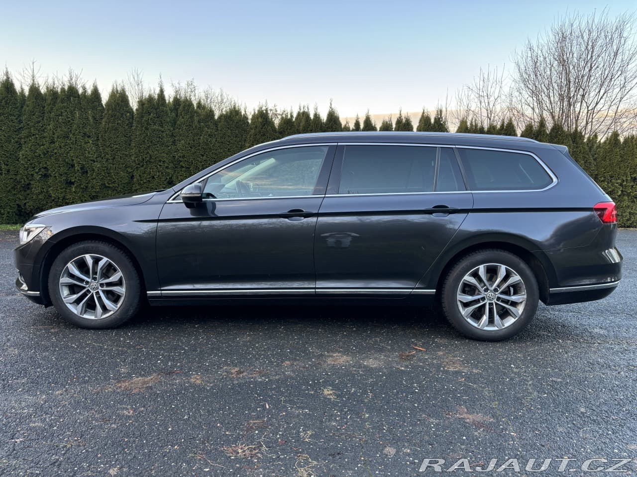 2019 Volkswagen Passat - 7