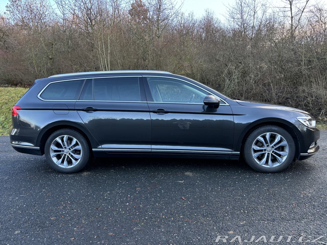 2019 Volkswagen Passat - 8