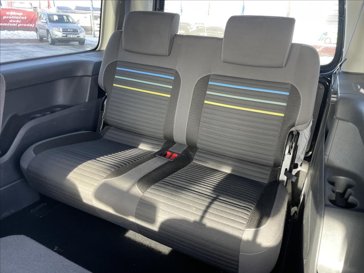 2014 Volkswagen Caddy - 10