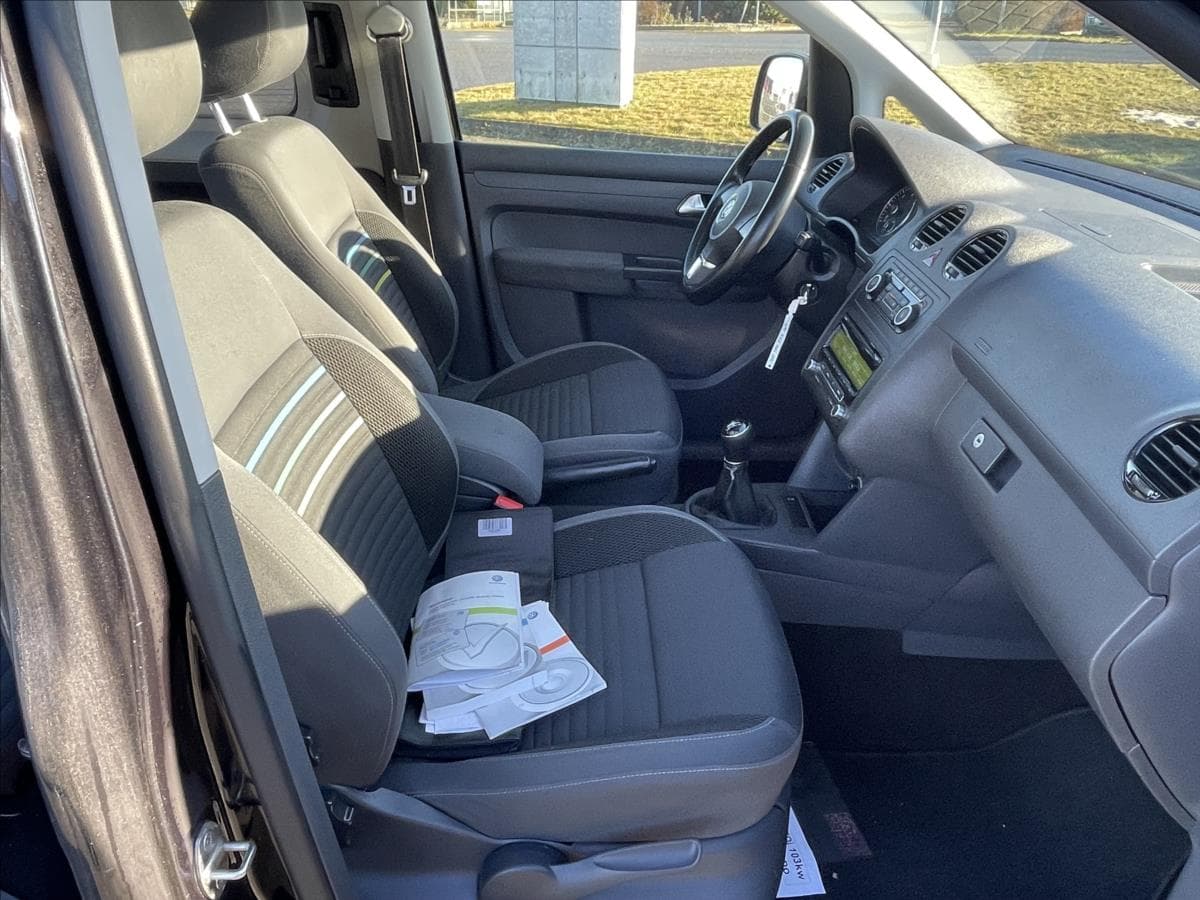 2014 Volkswagen Caddy - 15