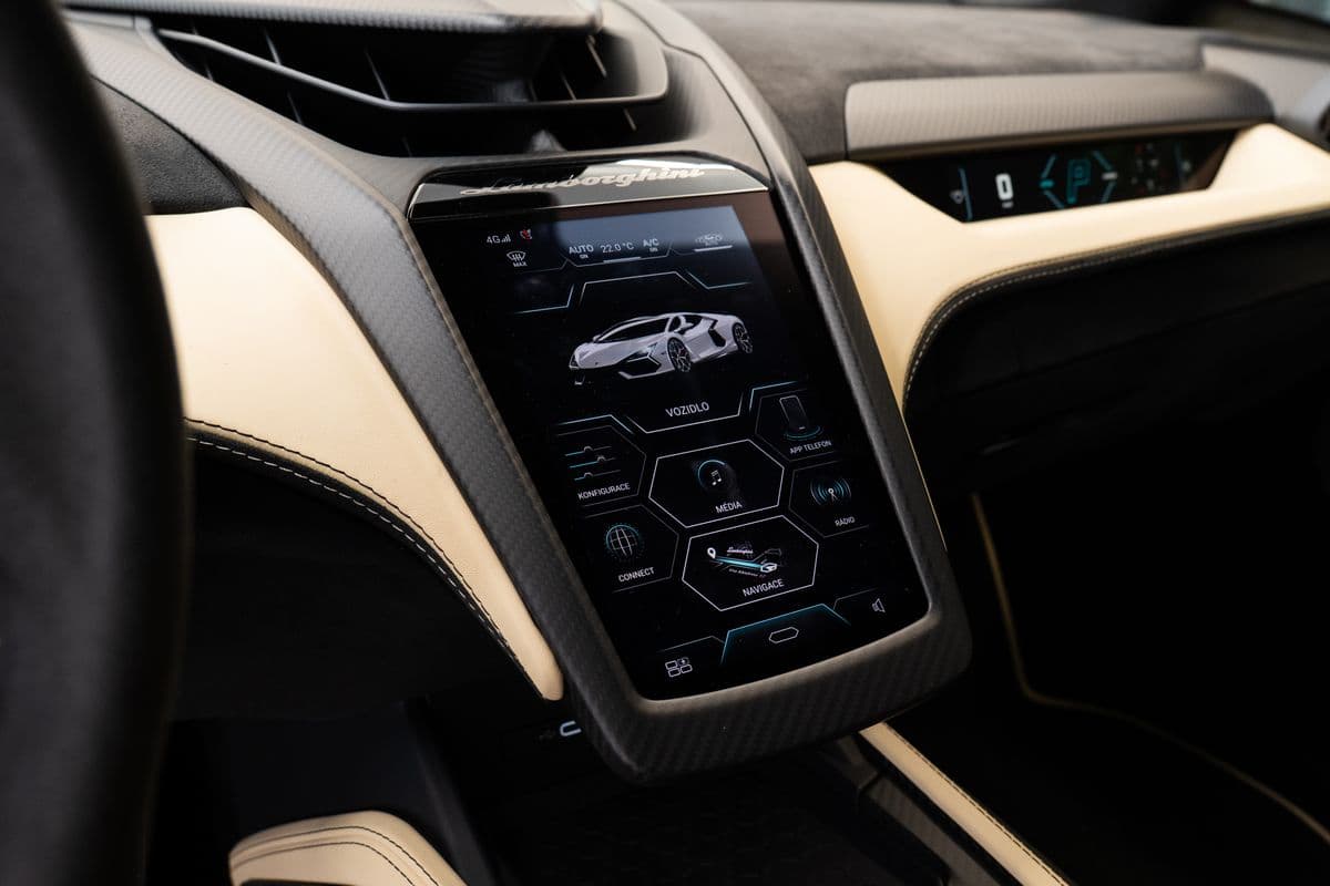 2024 Lamborghini Revuelto - 11