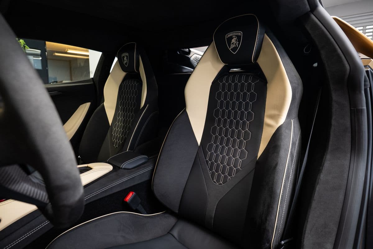 2024 Lamborghini Revuelto - 8