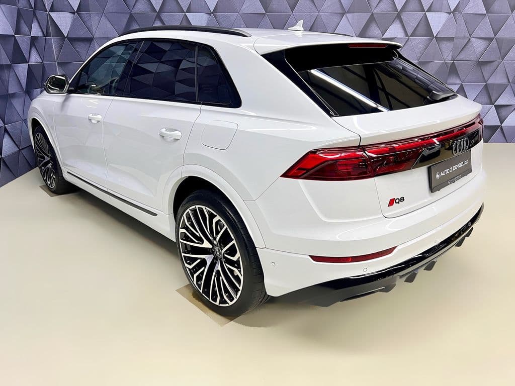 2025 Audi Q8 - 4